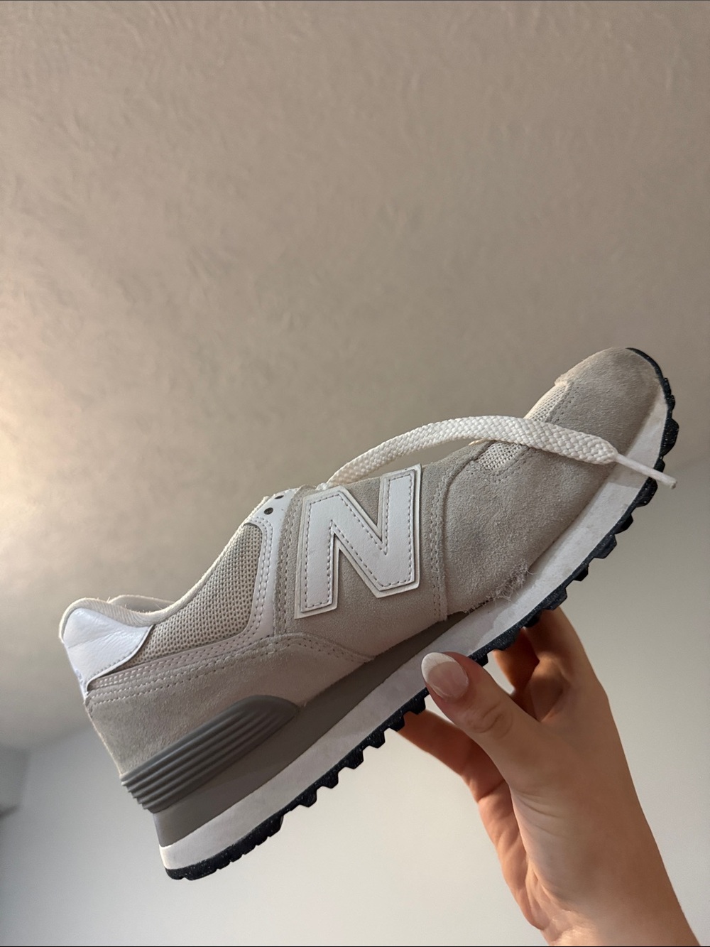 New Balance Women's 574 Shoes - Picture 7 of 8